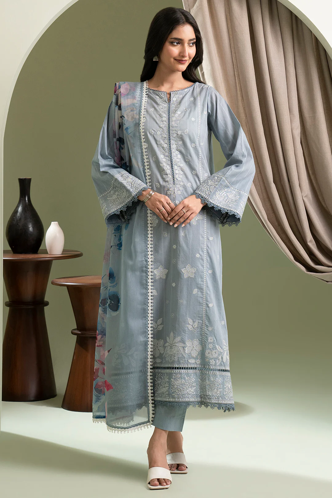 Embroidered Shirt Shalwar Dupatta - 0611 - Image 2