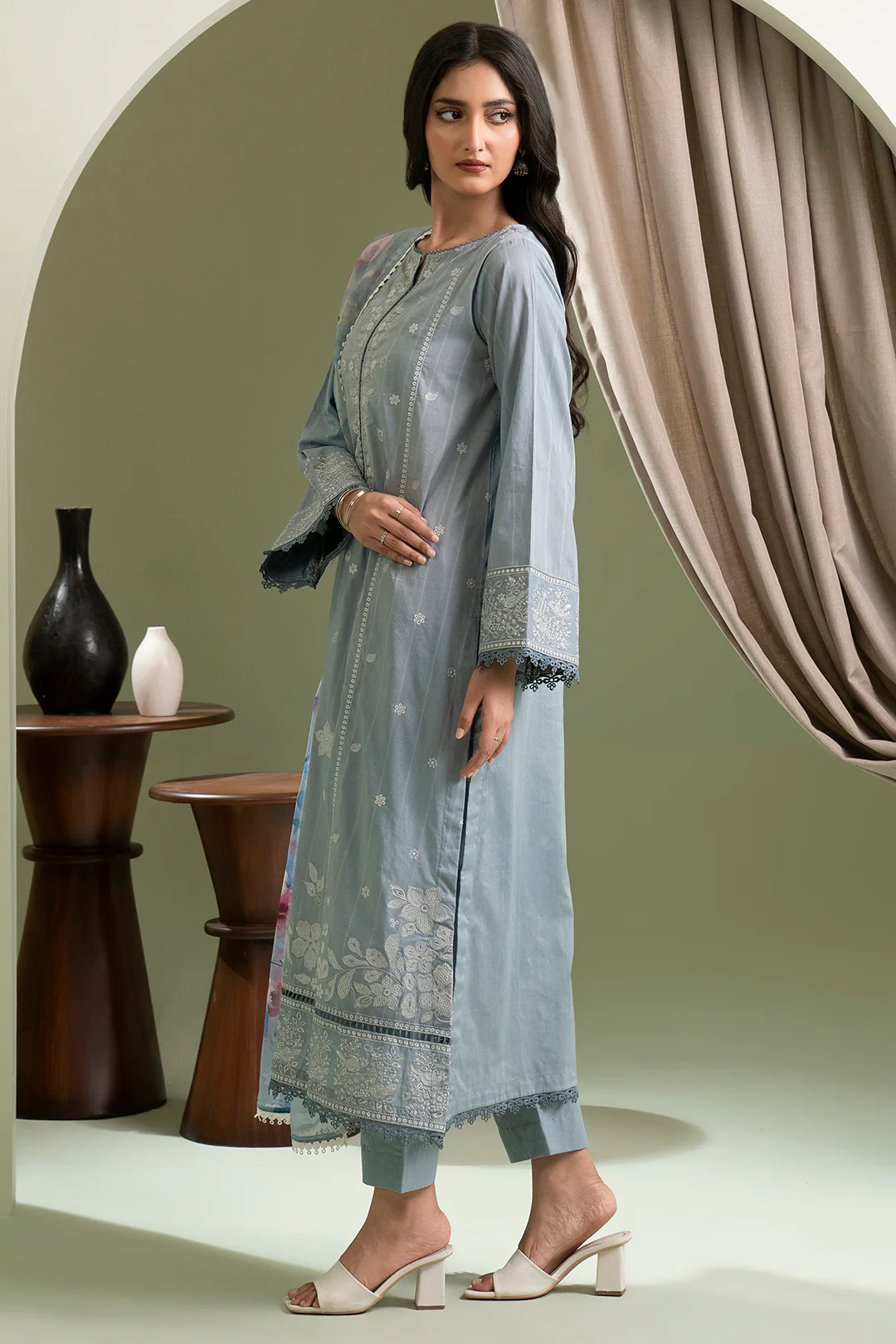 Embroidered Shirt Shalwar Dupatta - 0611 - Image 5