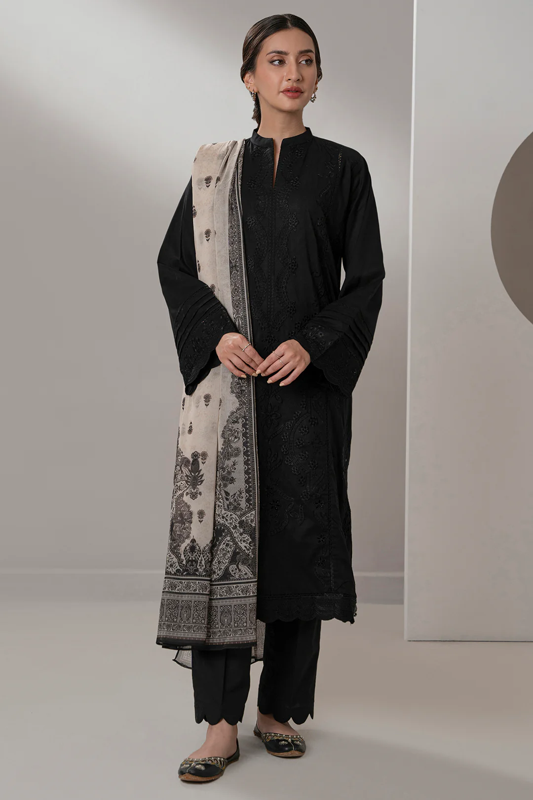 Embroidered Shirt Shalwar Dupatta - 0684