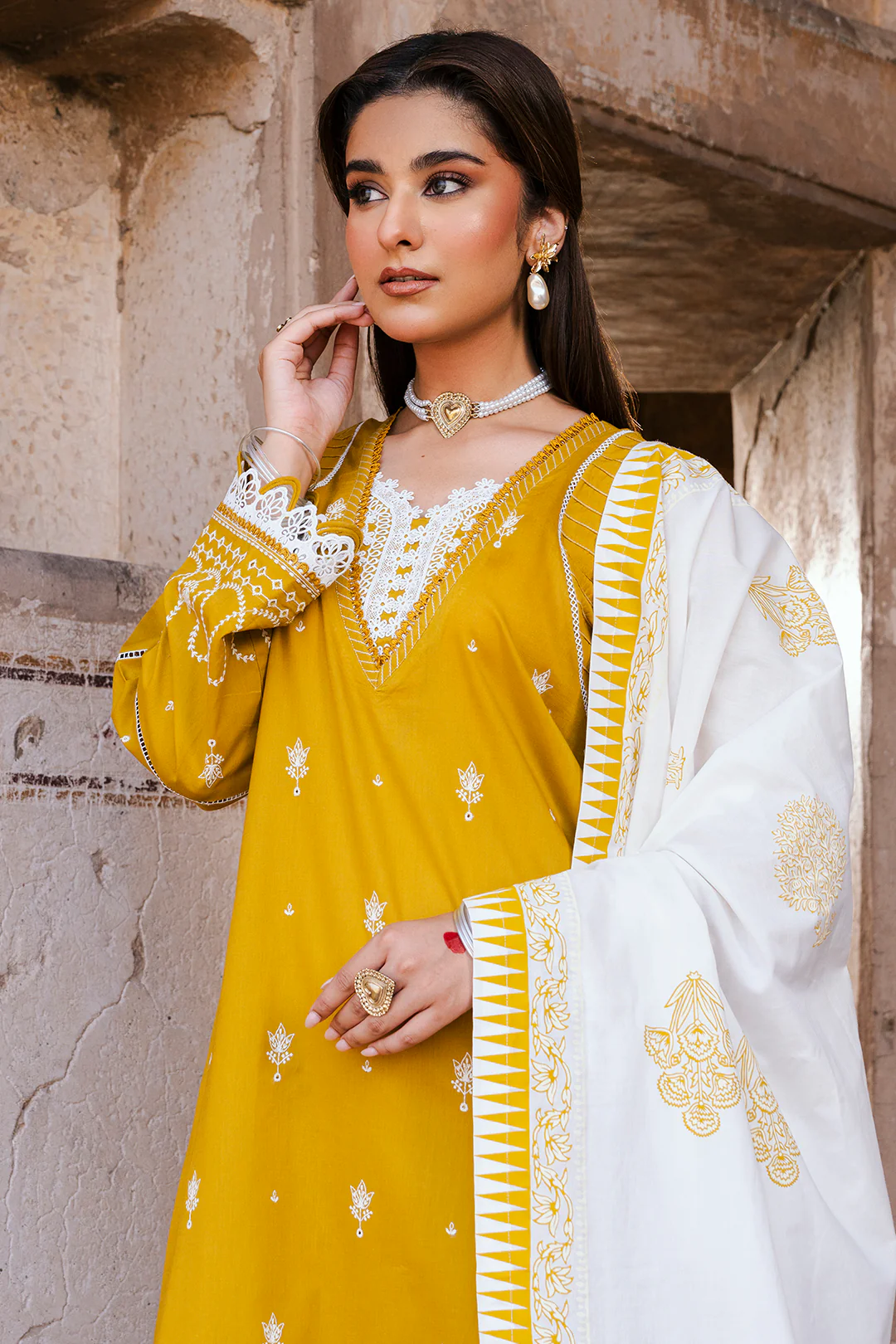 Embroidered Shirt Shalwar Dupatta - 0829 - Image 5