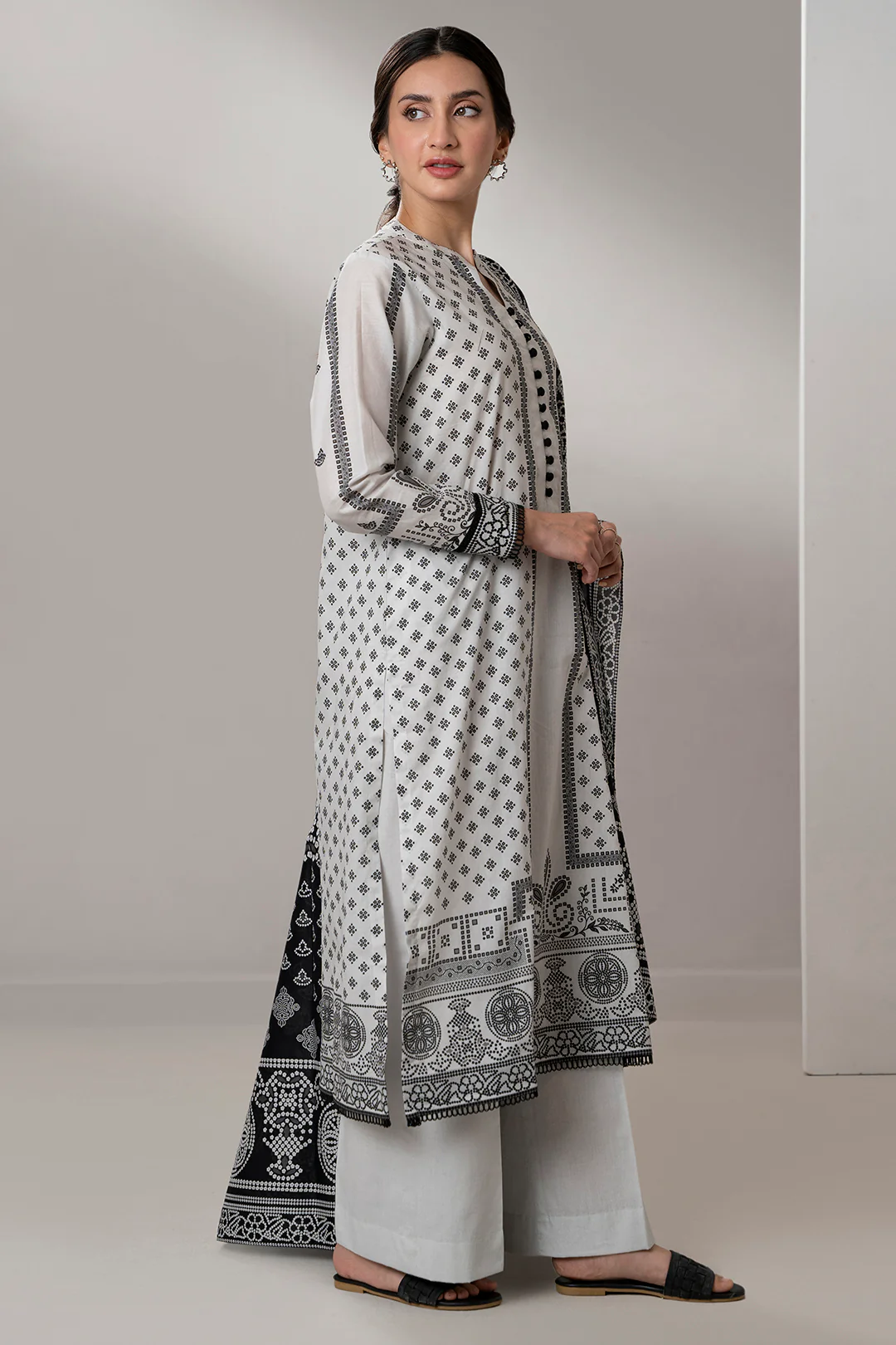 Shirt Shalwar Dupatta - 0646 - Image 3