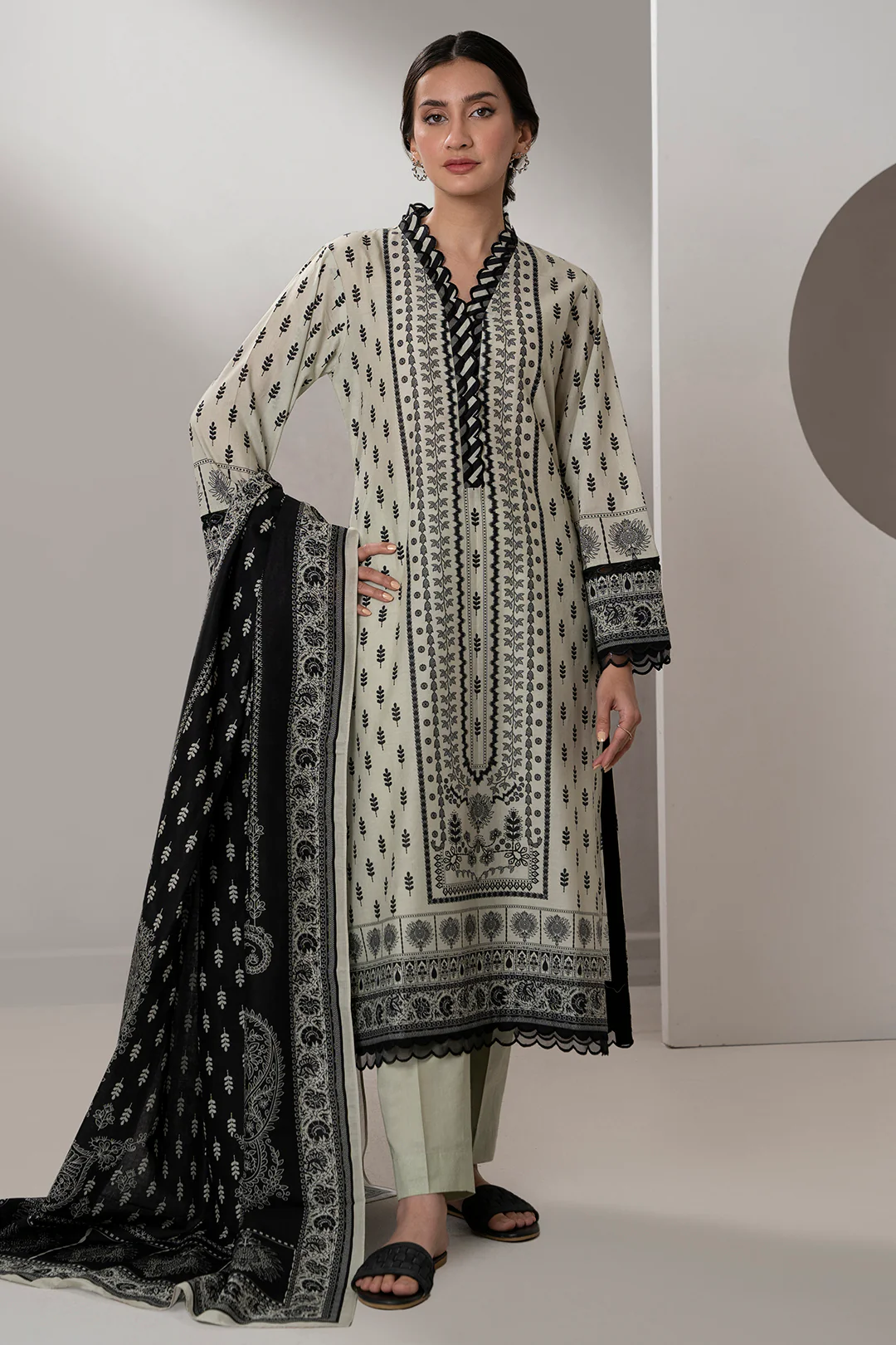 Shirt Shalwar Dupatta - 0669