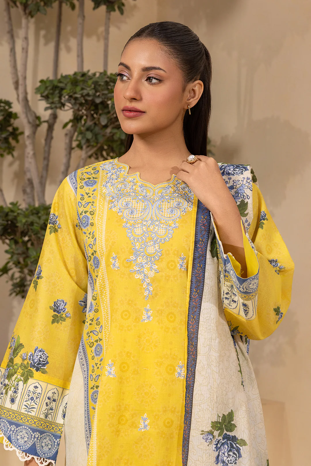 Embroidered Shirt Shalwar Dupatta - 0642 - Image 3