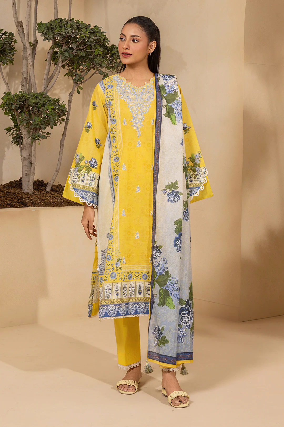 Embroidered Shirt Shalwar Dupatta - 0642 - Image 5