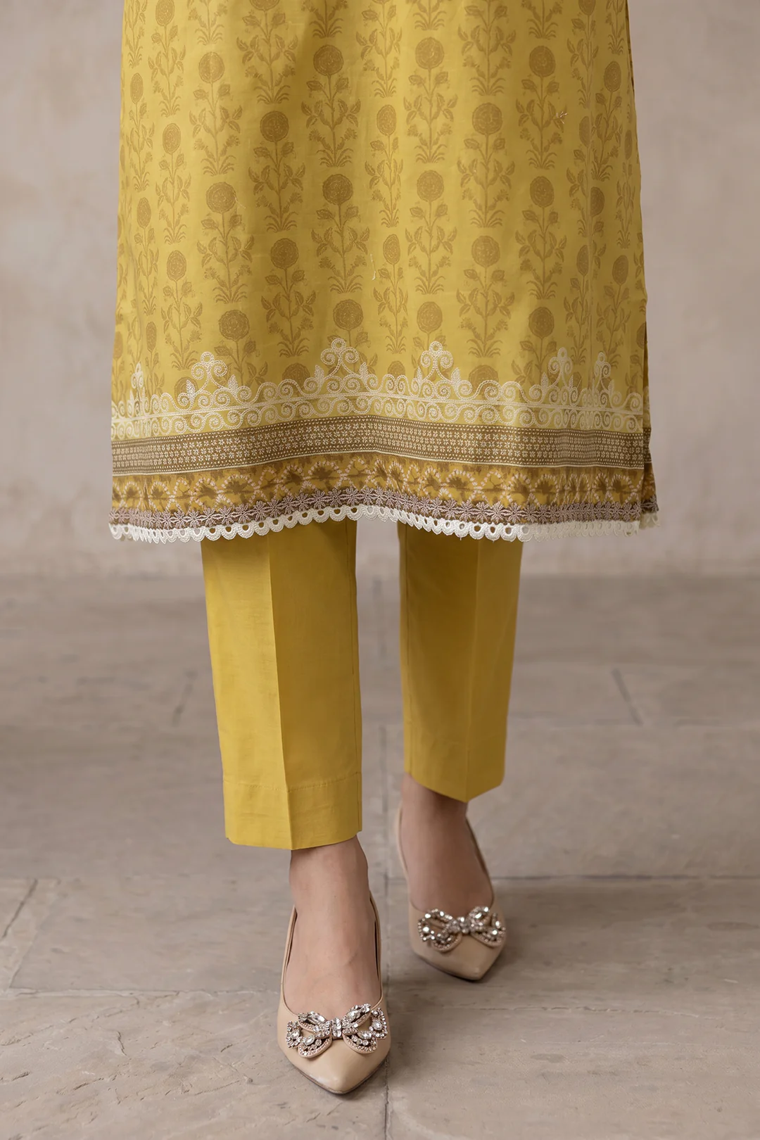 Embroidered Shirt Shalwar Dupatta - 0901 - Image 4
