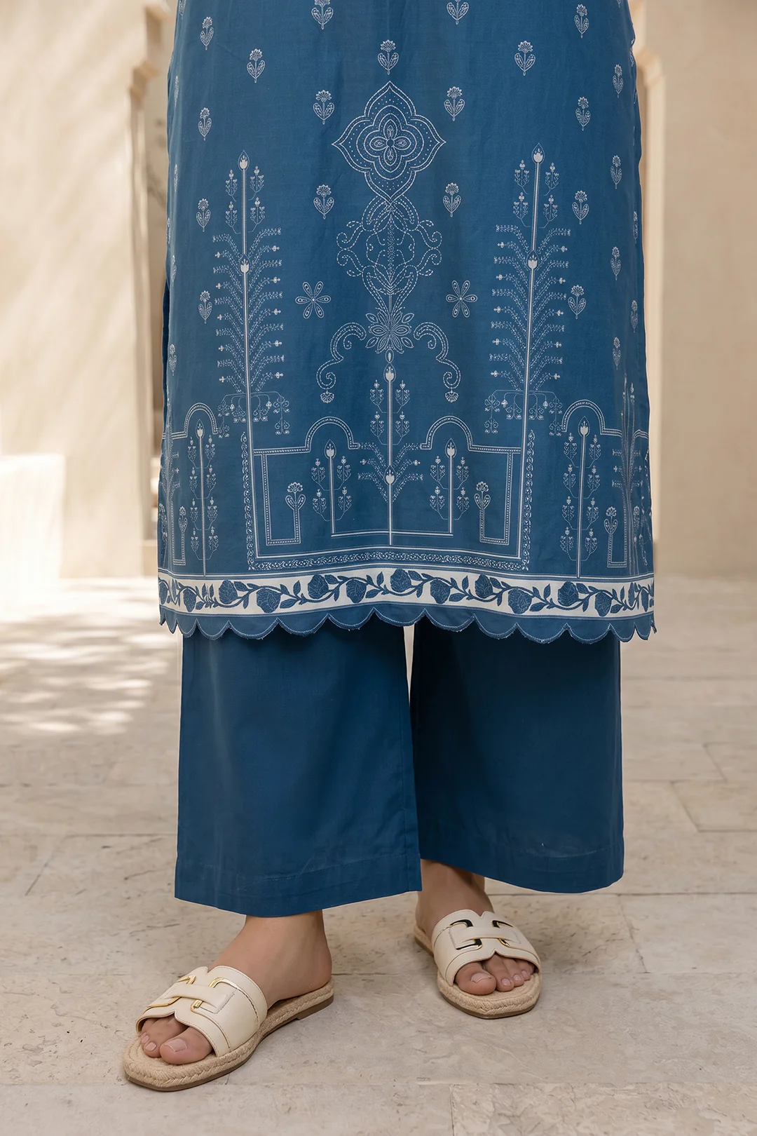 Shirt Shalwar Dupatta - 8056 - Image 4