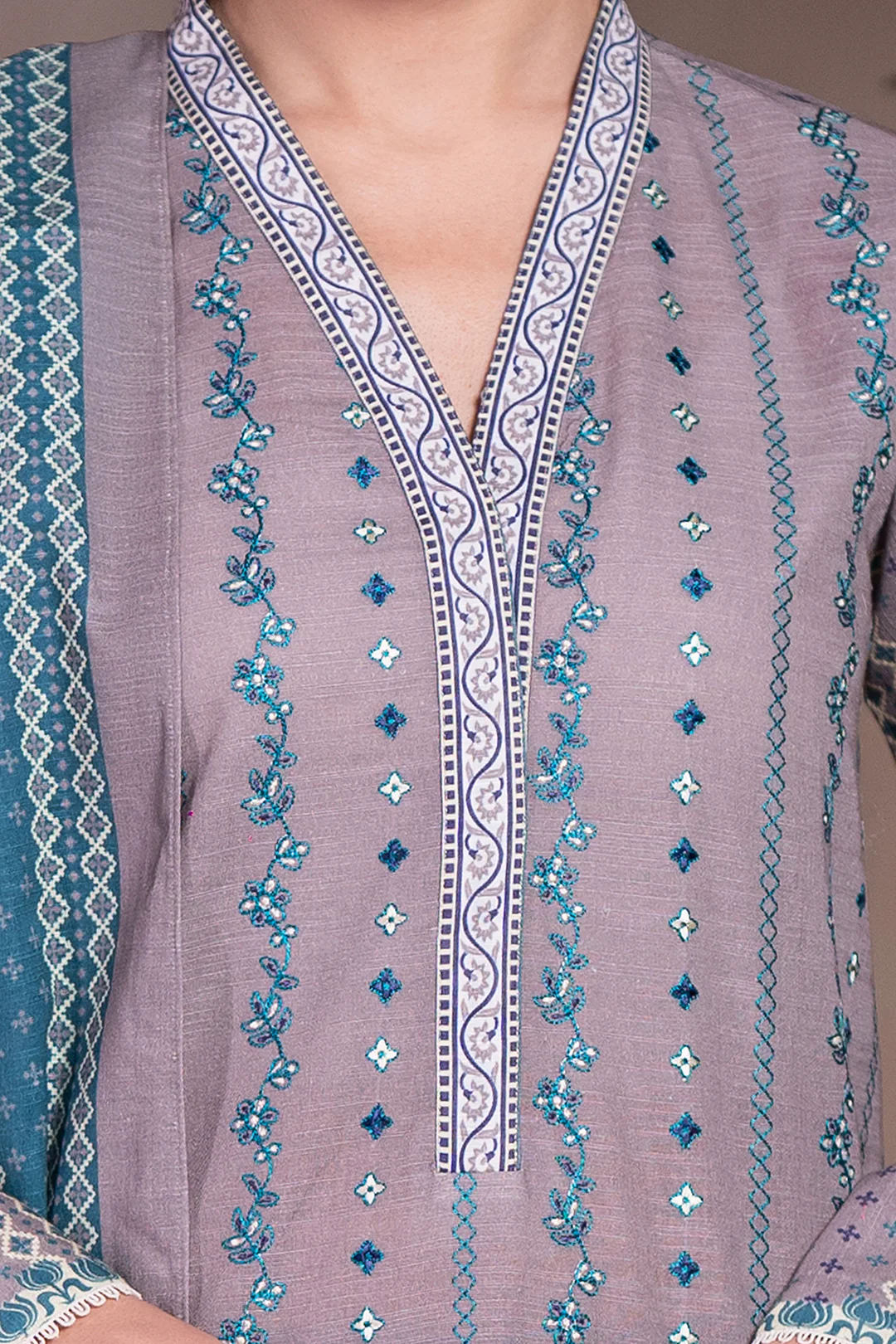 Embroidered Shirt Shalwar Dupatta - 0591 - Image 4