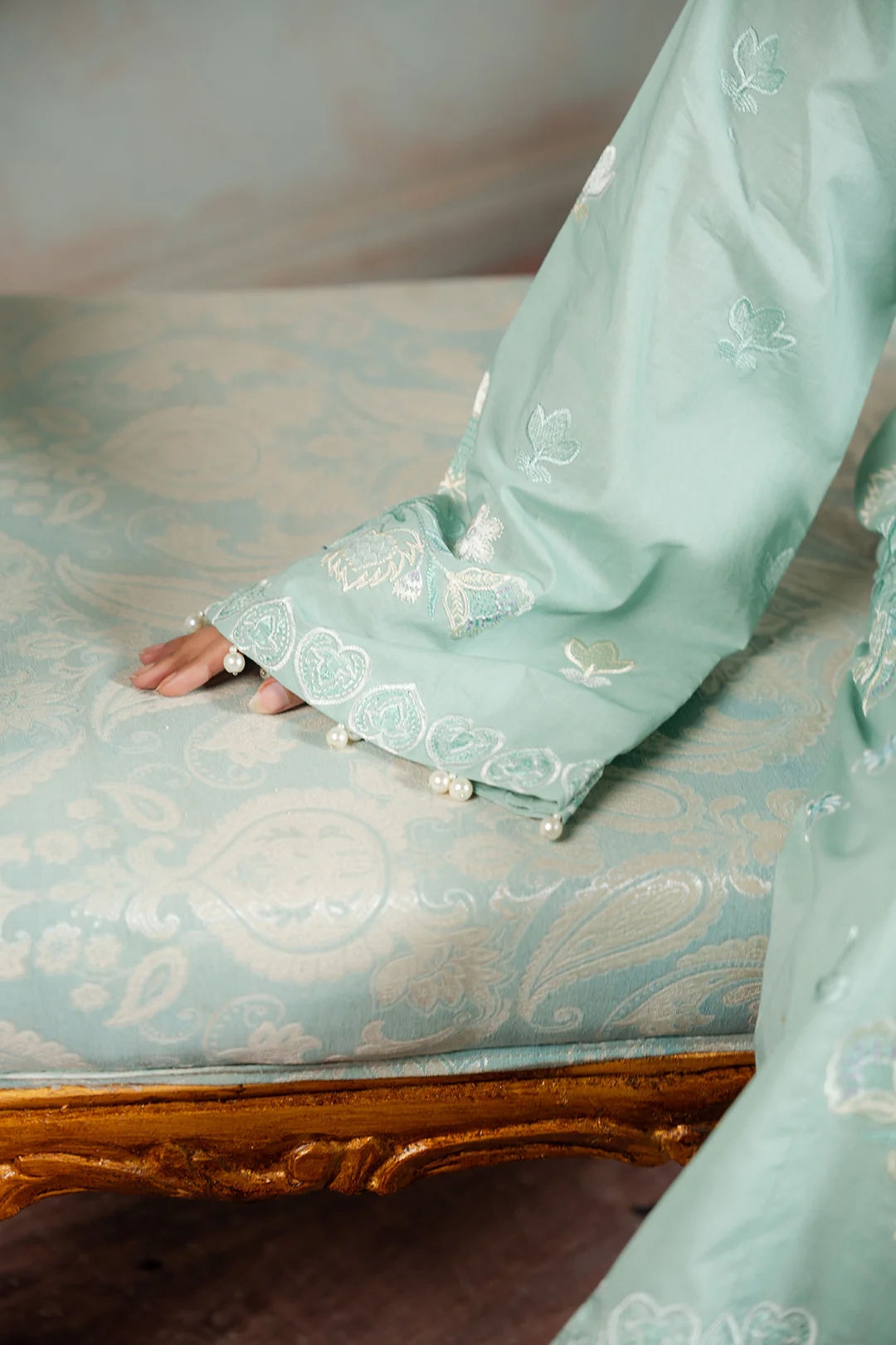 Embroidered Shirt Shalwar - 1188 - Image 11