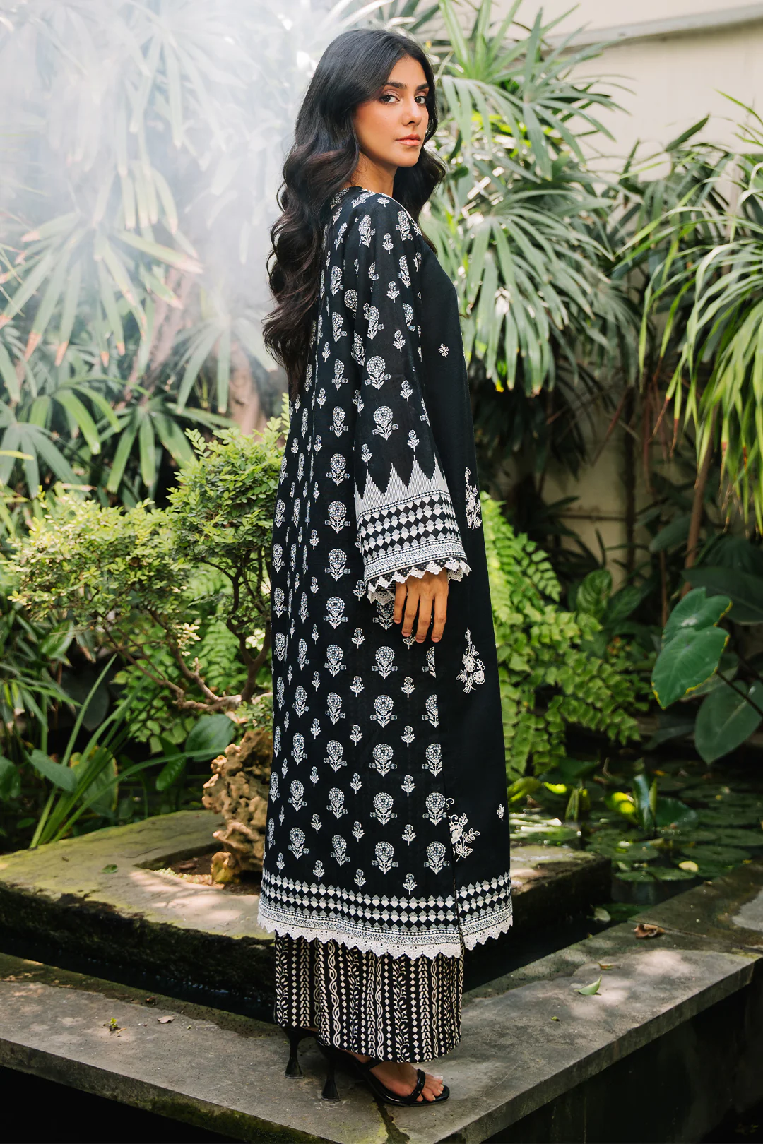 Embroidered Shirt Shalwar - 0268 - Image 6
