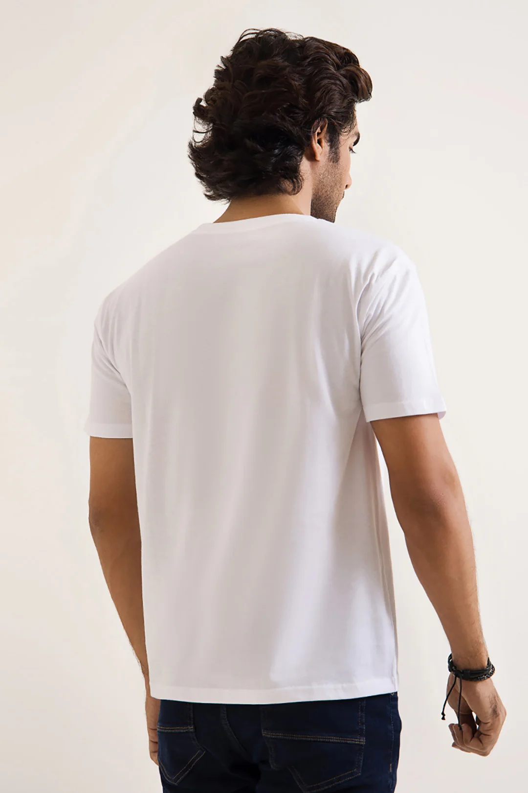 Graphic T-shirt - 0019 - Image 4