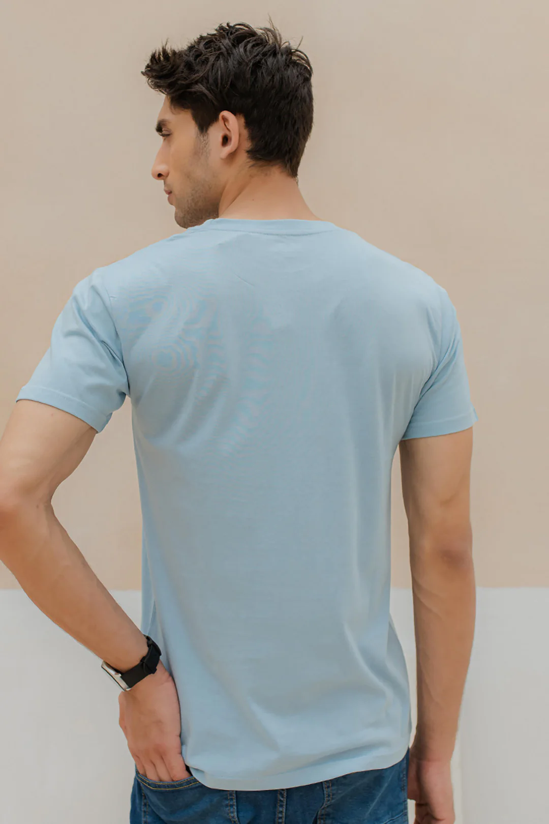 Graphic T-shirt - 0029 - Image 4