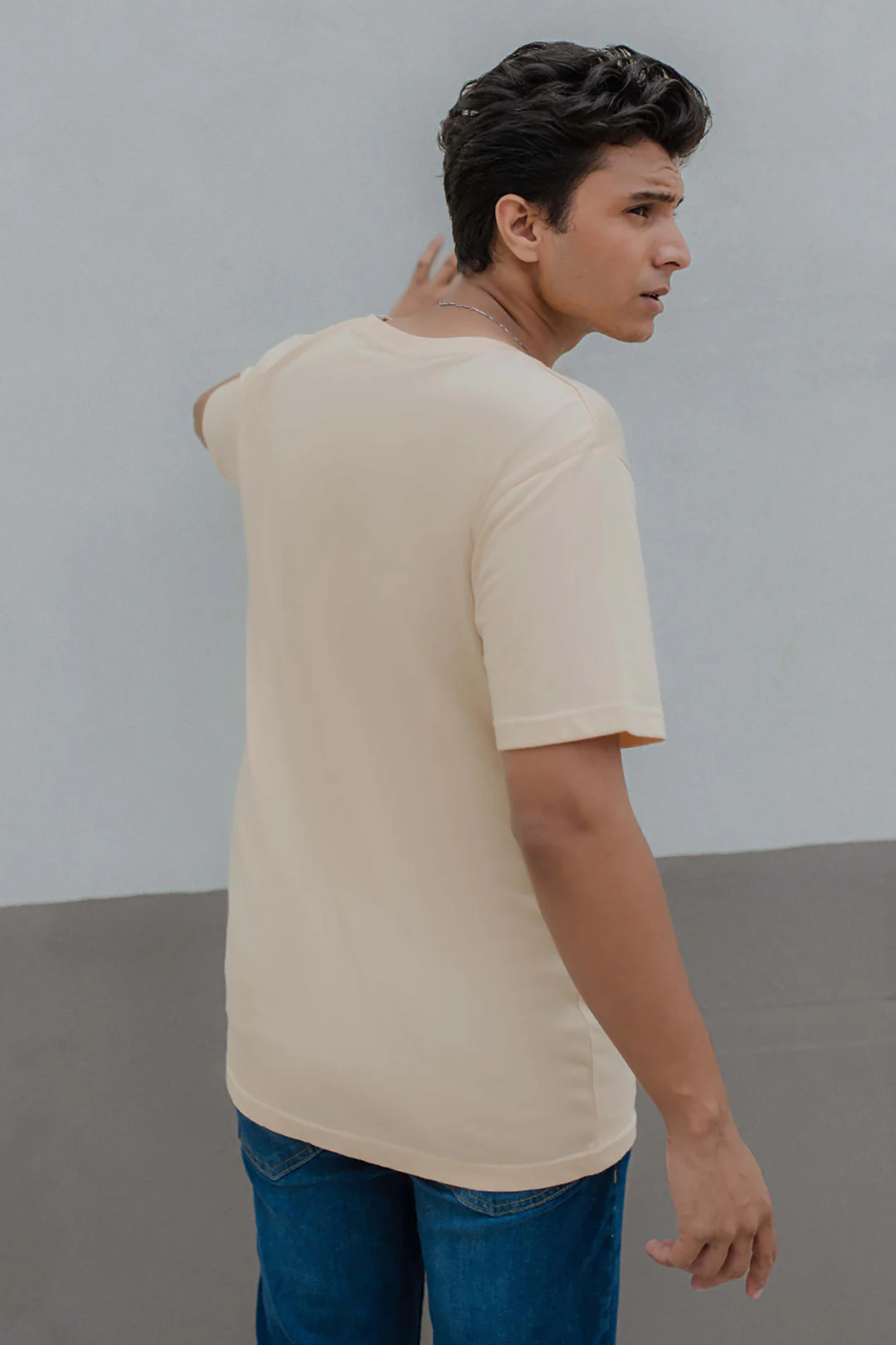 Graphic T-shirt - 0047 - Image 4