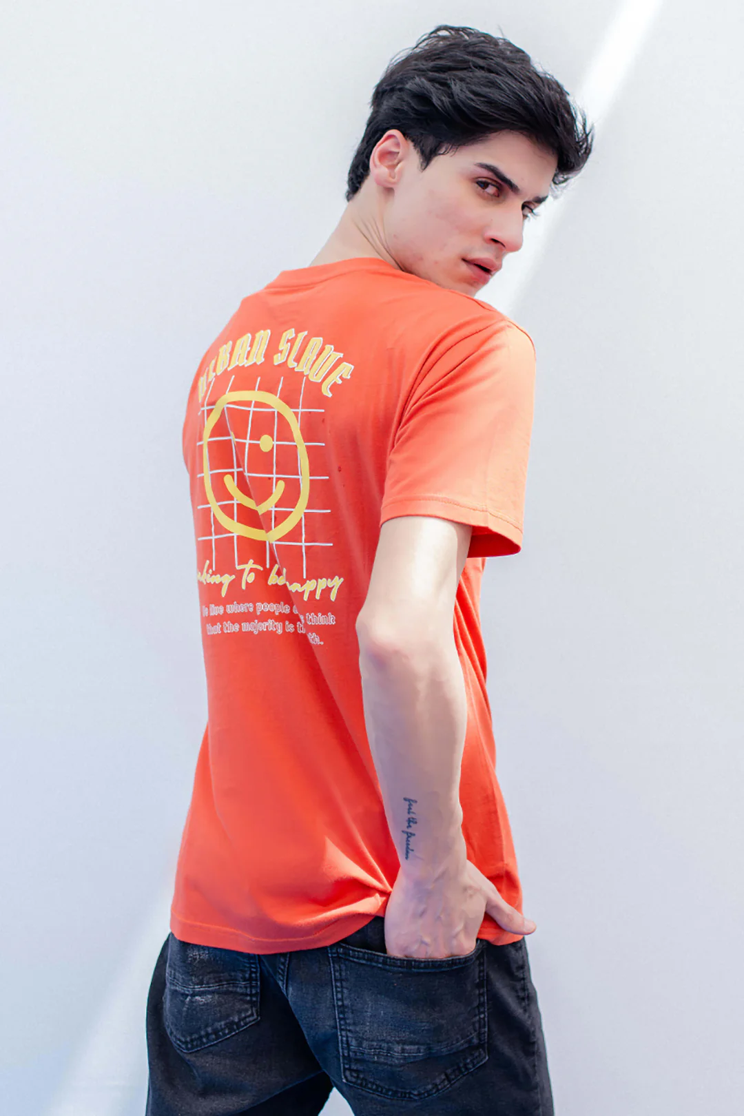 Graphic T-shirt - 0049 - Image 5