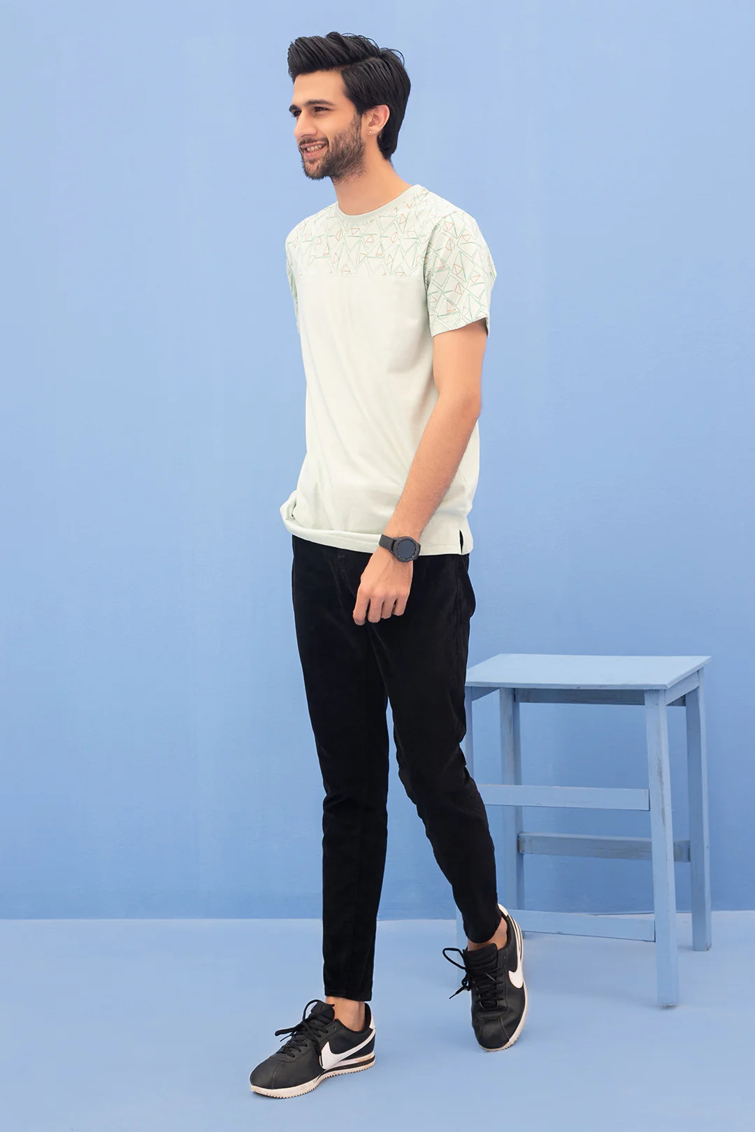 Graphic T-shirt - 1043 - Image 4