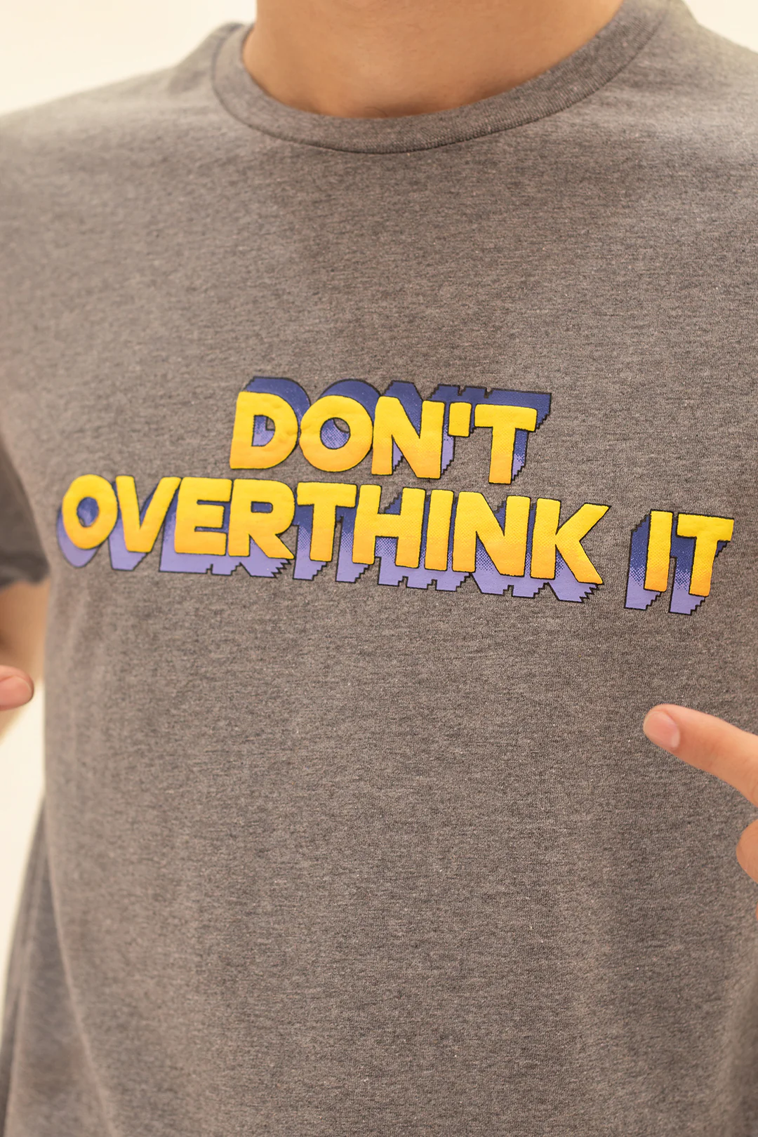 Graphic T-shirt - 2027 - Image 2