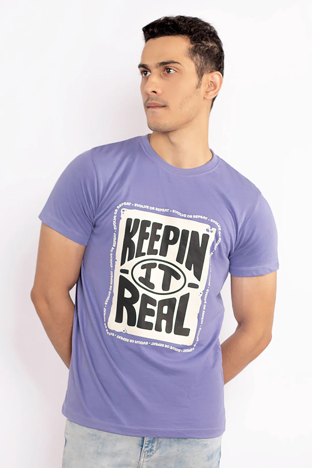Graphic T-shirt - 2096 - Image 2