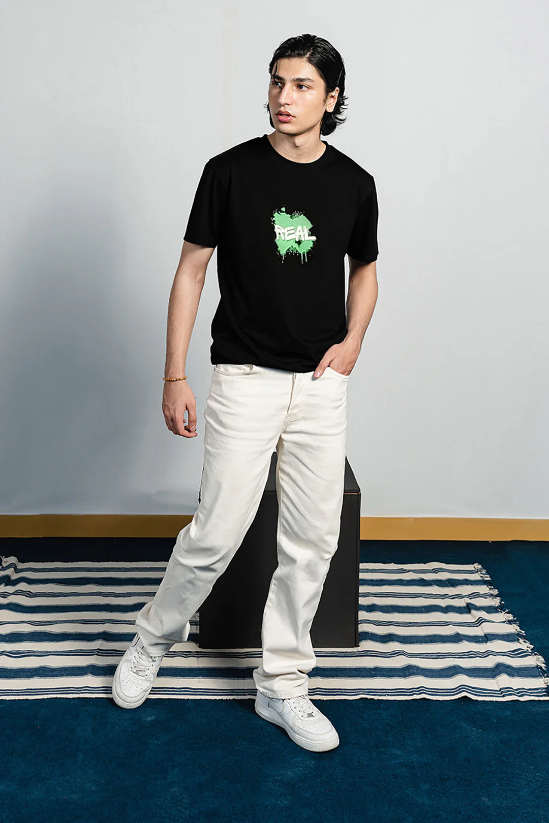 Graphic T-shirt - 3045 - Image 2