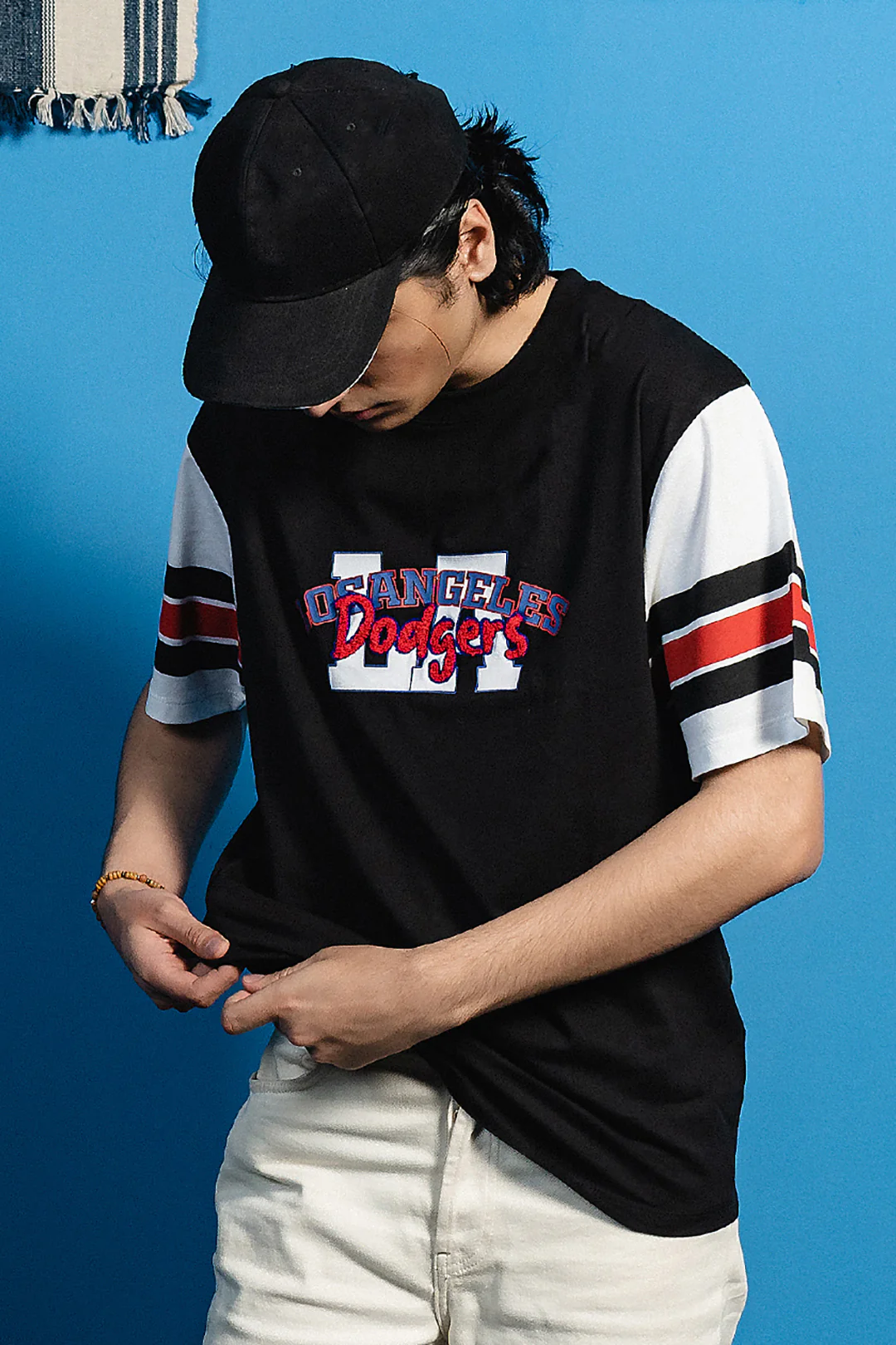 Graphic T-shirt - 3048 - Image 2