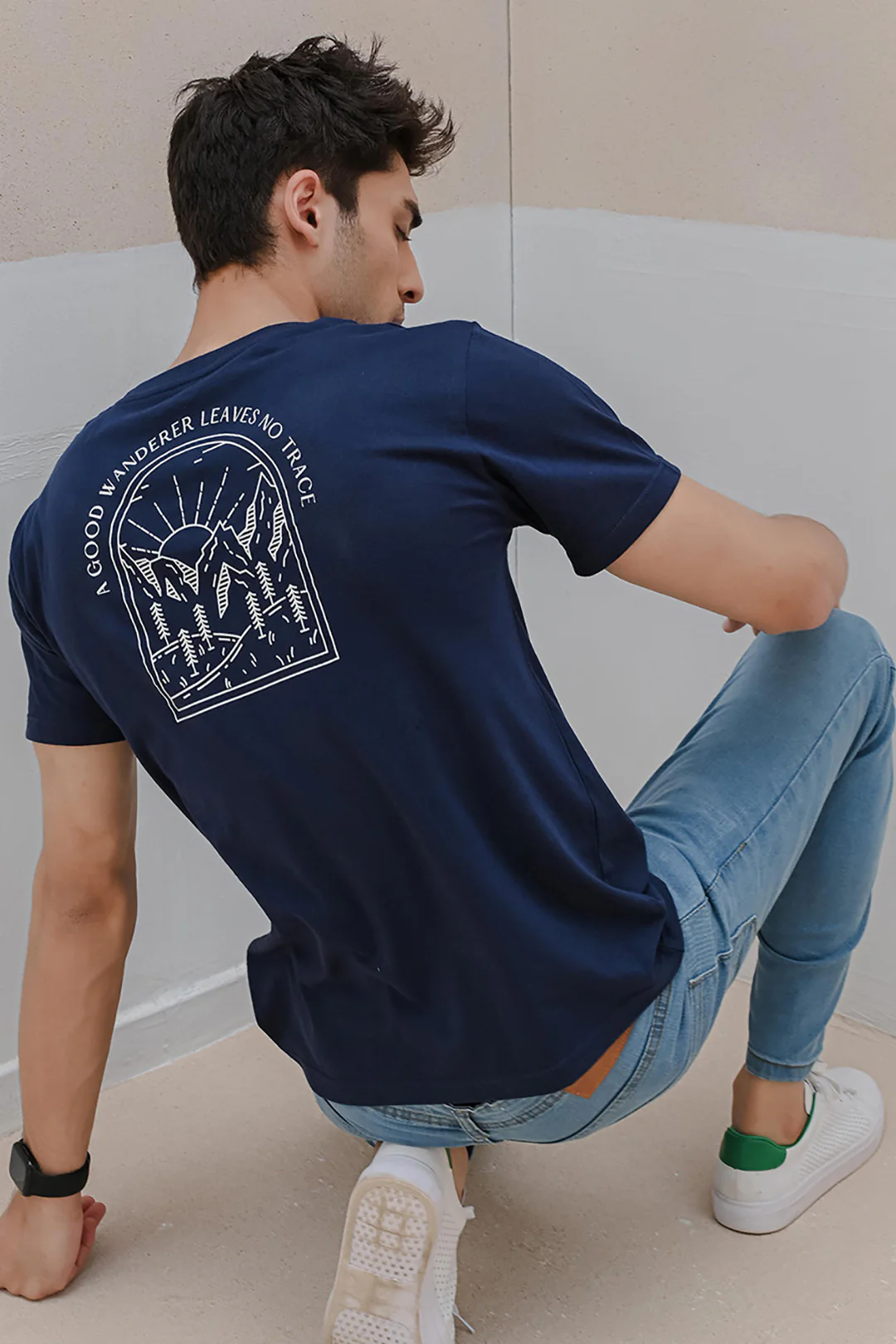 Graphic T-shirt - 0002 - Image 4
