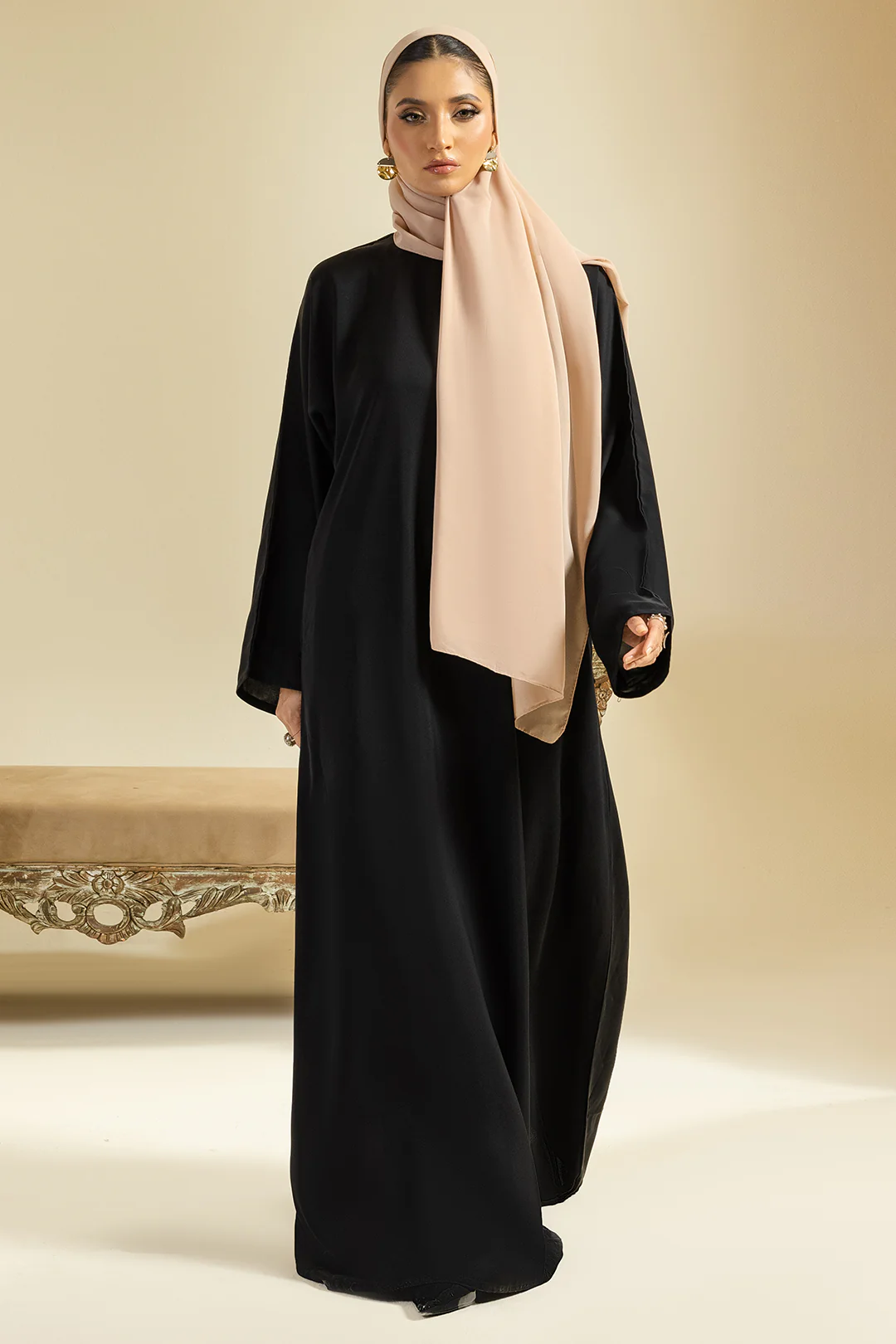 Single Button Plain Abaya with Pocket - 5011 - Image 3