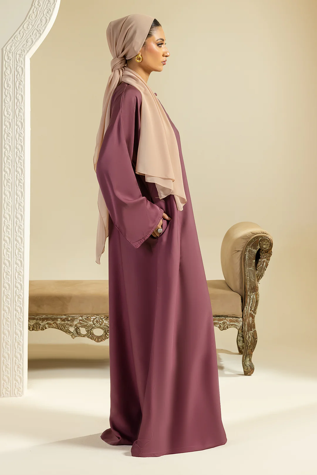 Single Button Plain Abaya with Pocket - 5012 - Image 5