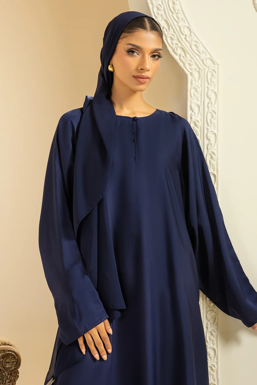 Single Button Plain Abaya with Pocket - 5014 - Image 9