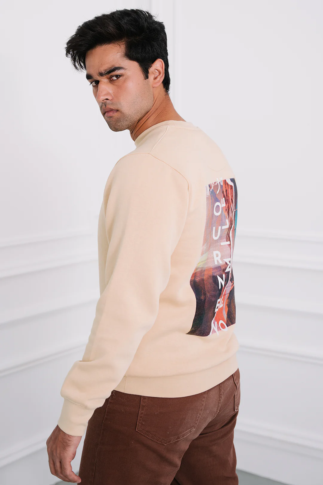 Graphic Sweat Shirt - 5004 - Image 6