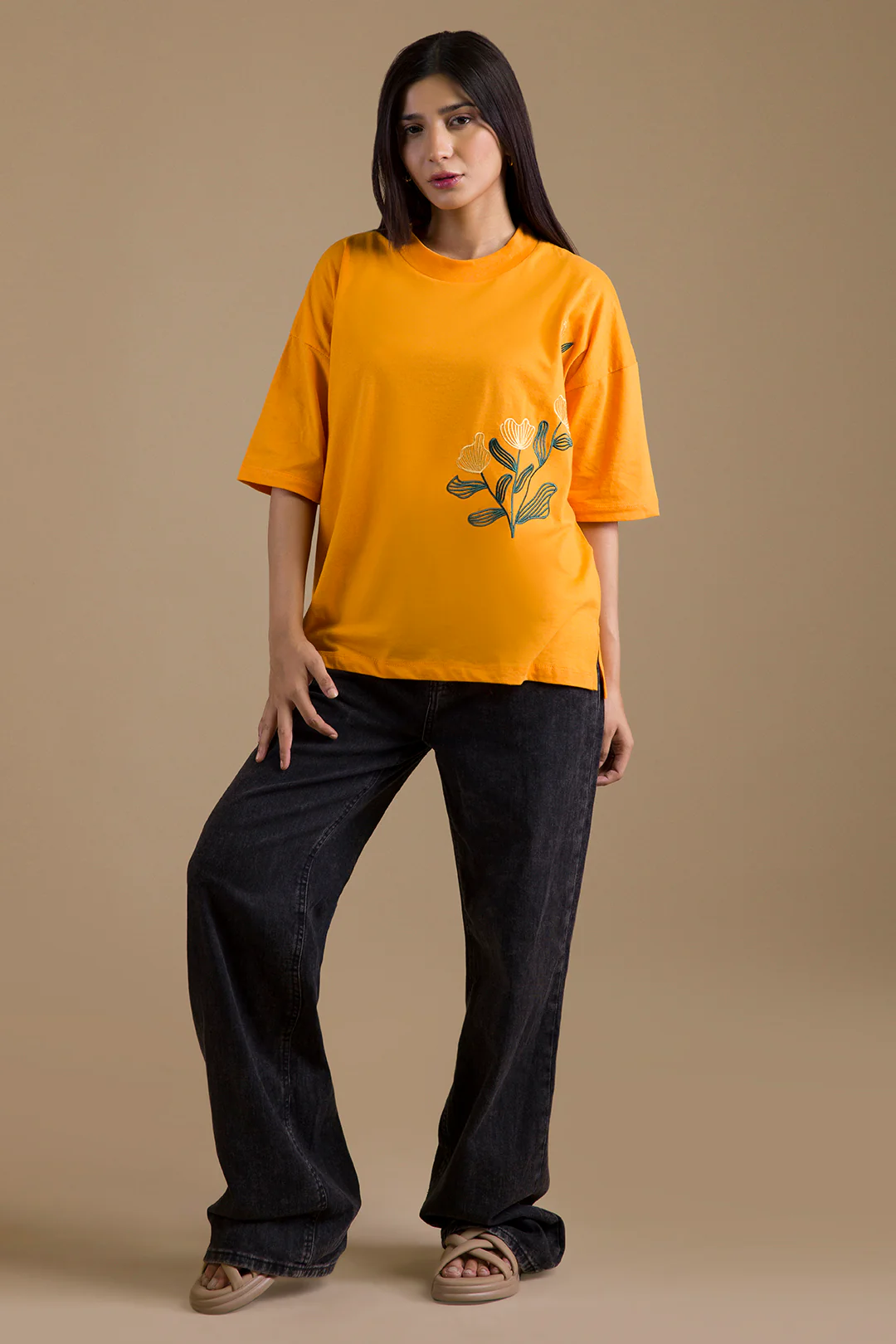 Oversized Graphic T-Shirt - 5077 - Image 6