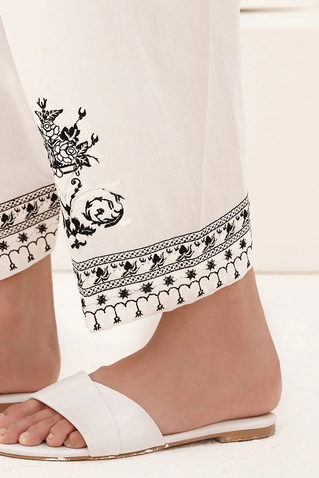Trouser - 0016 - Image 3