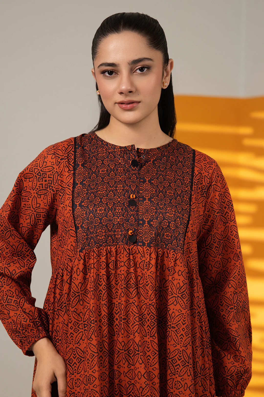 Tunics - 1540 - Image 2